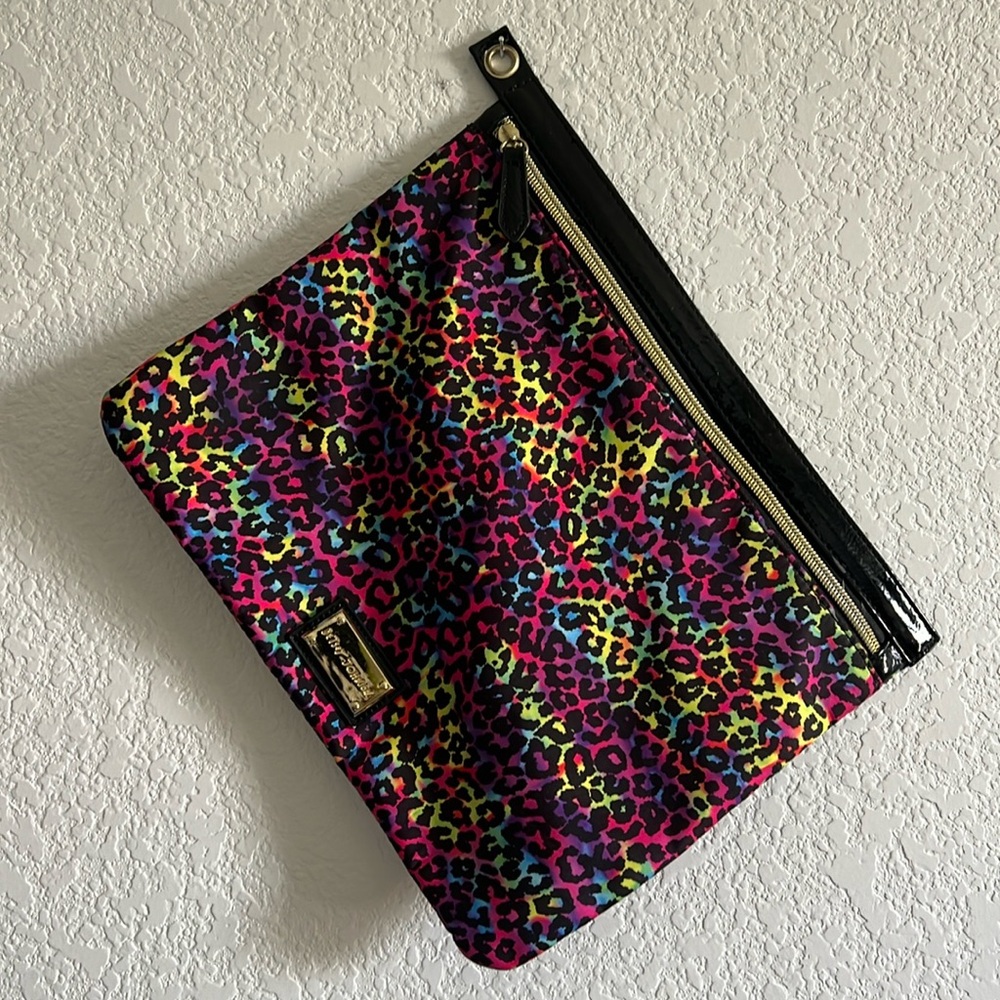 Betsey Johnson 12.5 x 10 Zipper Pouch